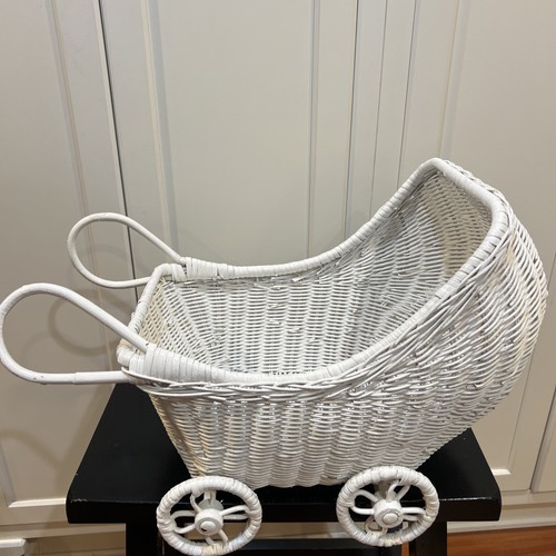 Vintage white wicker - vintage,